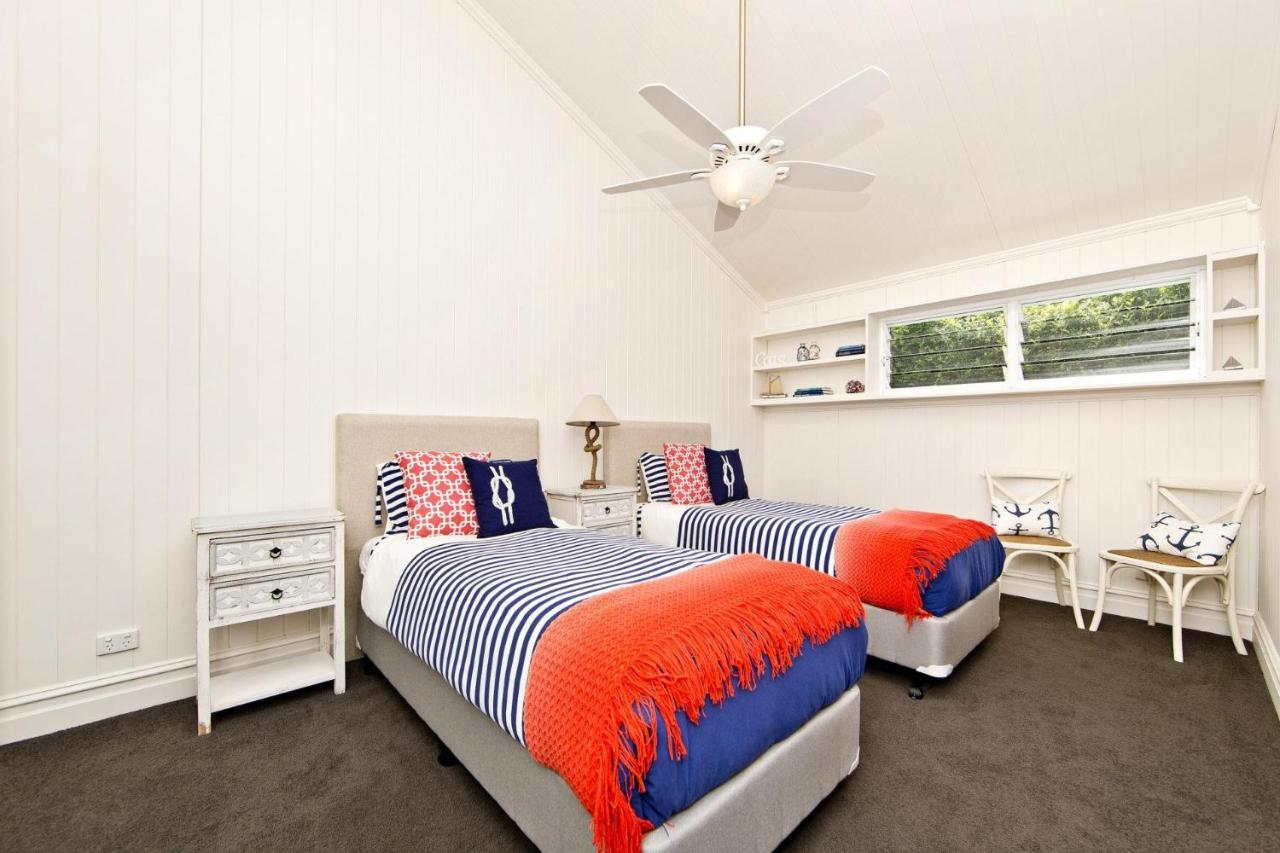 The Hamptons House Near Dutchie's Walk To Holiday home Nelson Bay